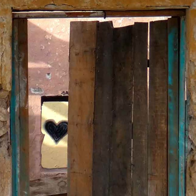 Ausschnitt-Herz-Tuer-2